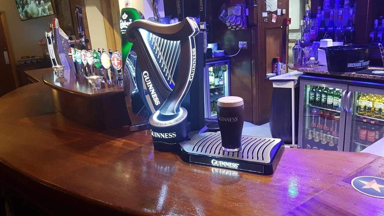 Balreask Bar, Restaurant & Guest Accommodation Navan Dış mekan fotoğraf